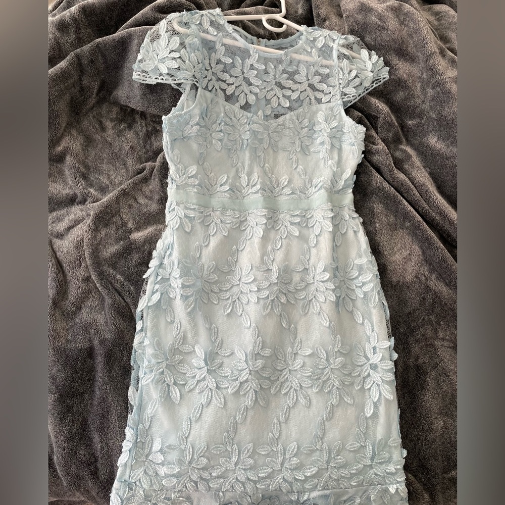 Long Trumpet Lulu’s Blue Dress